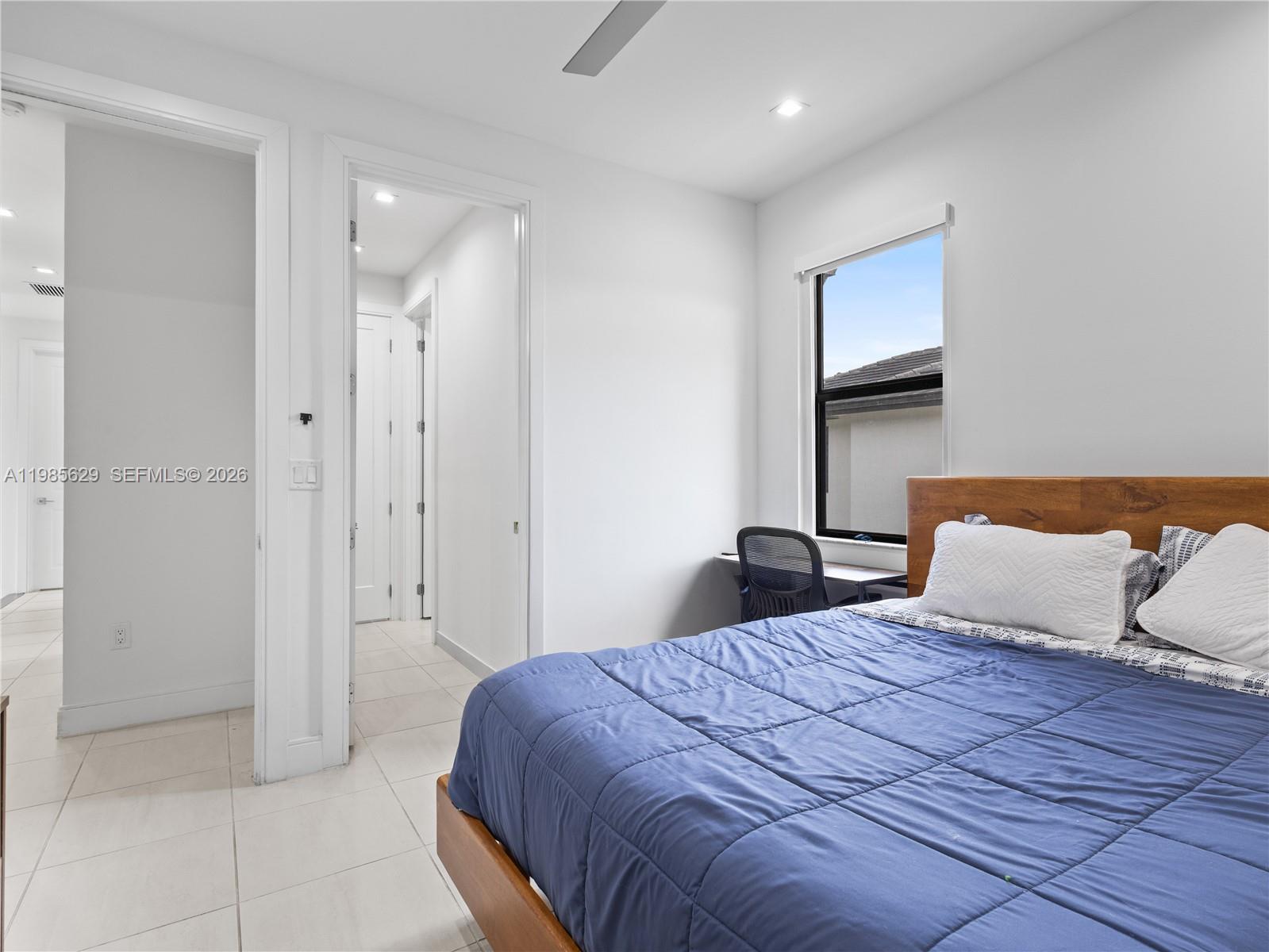 DOWNTOWN DORAL SOUTH PHAS - Residential