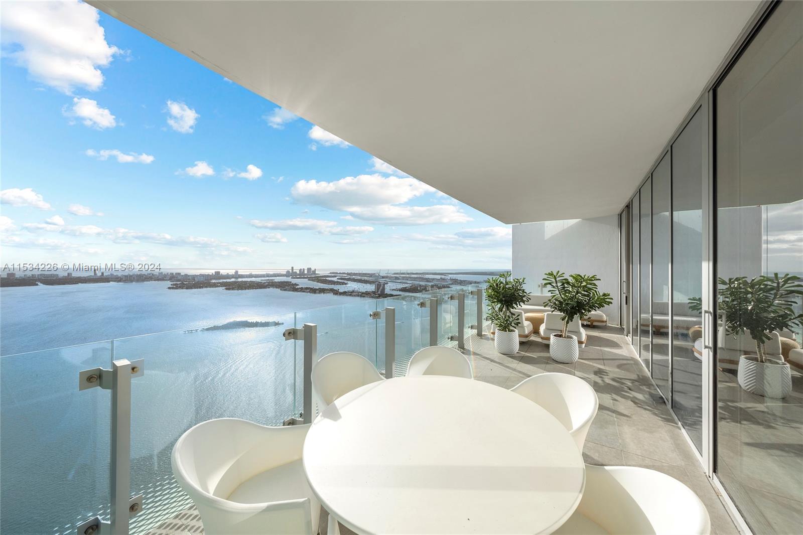 ESCOTTONIA PARK - Residential