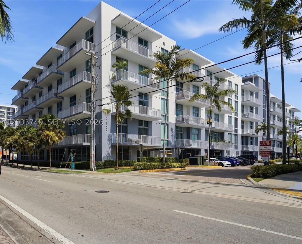 Photo of 2100 Van Buren St #322, Hollywood, FL 33020 (MLS # A12033740)