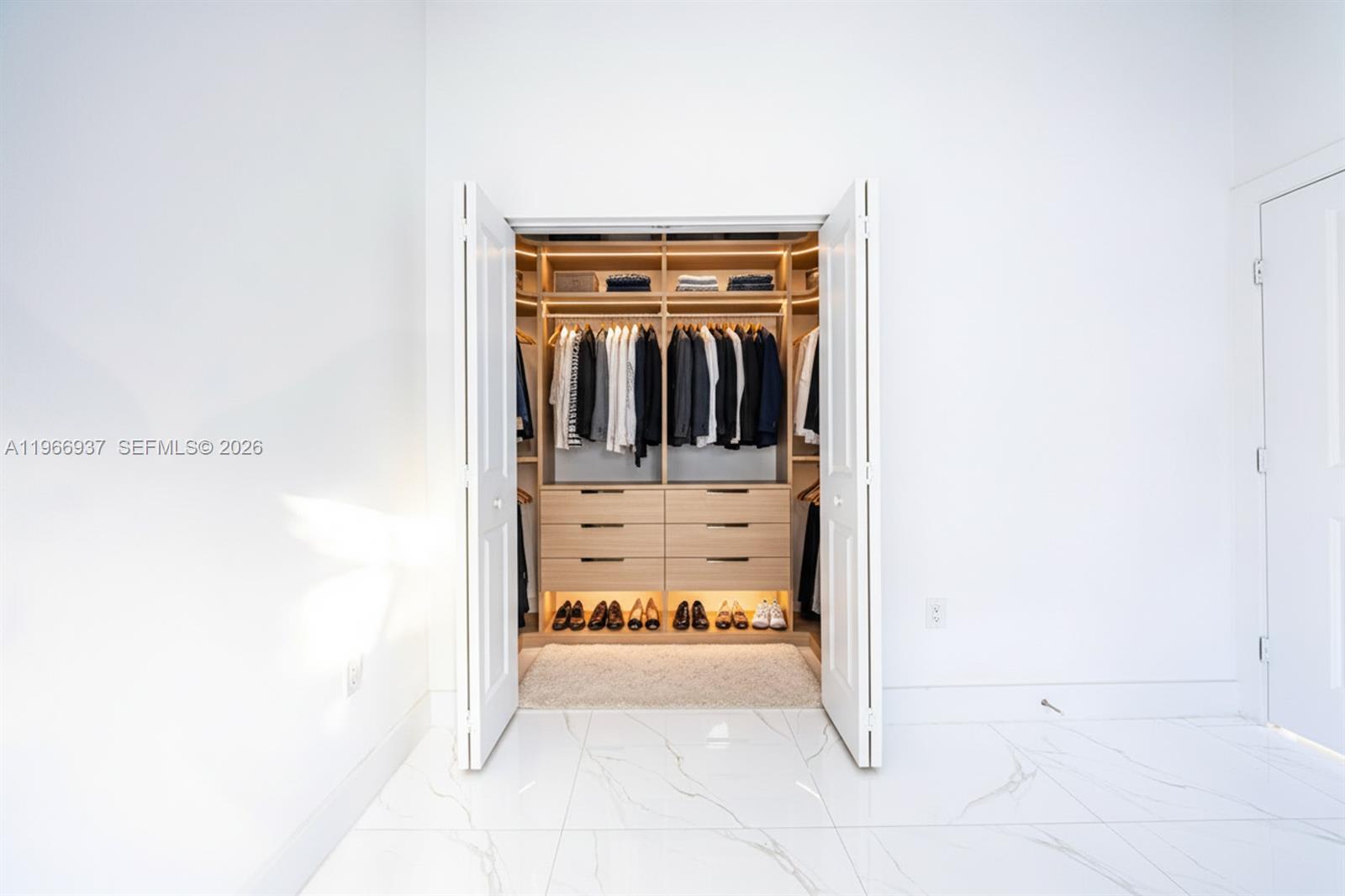 DIXIE HEIGHTS - Residential