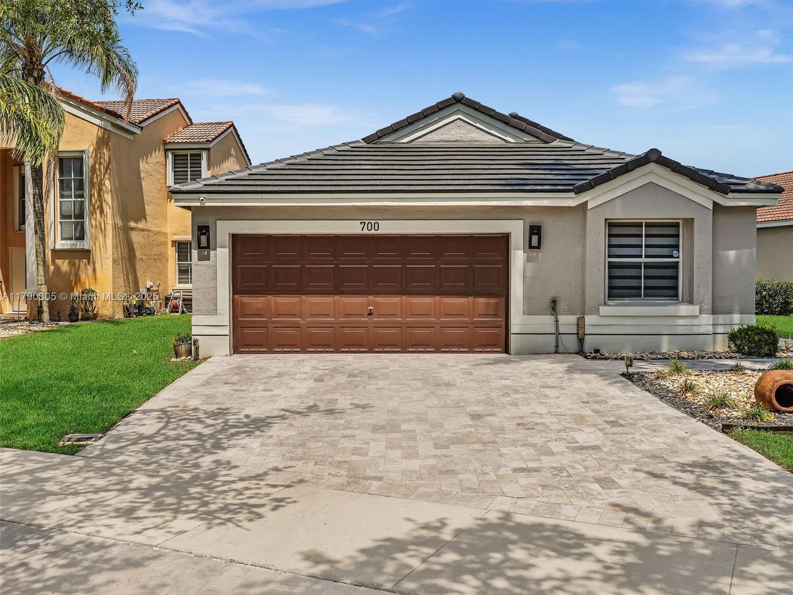 Property for Sale at 700 Sand Creek Cir, Weston, Broward County, Florida - Bedrooms: 3 
Bathrooms: 2  - $832,900