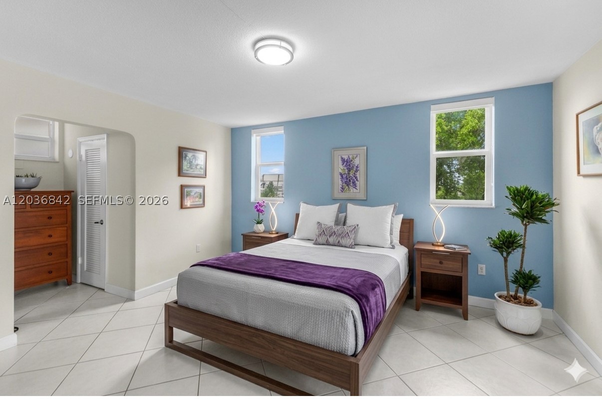 2903 Point East Dr K301