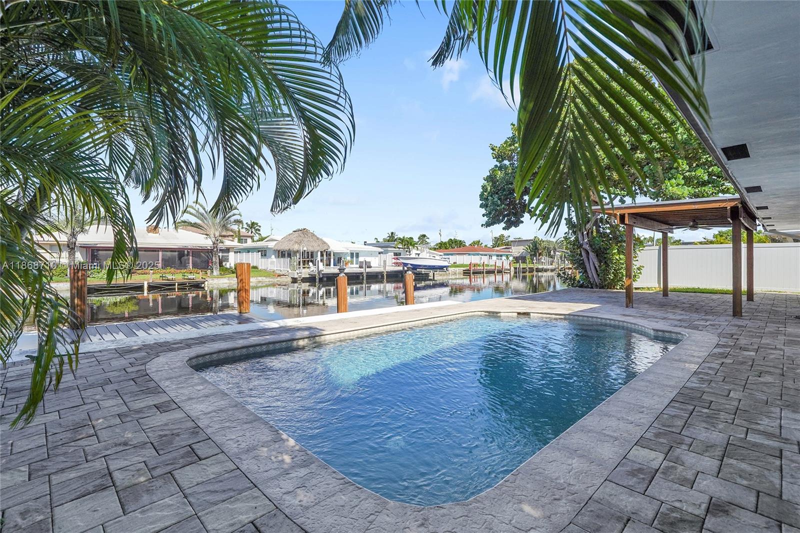 SNUG HARBOR SEC FOUR - Residential