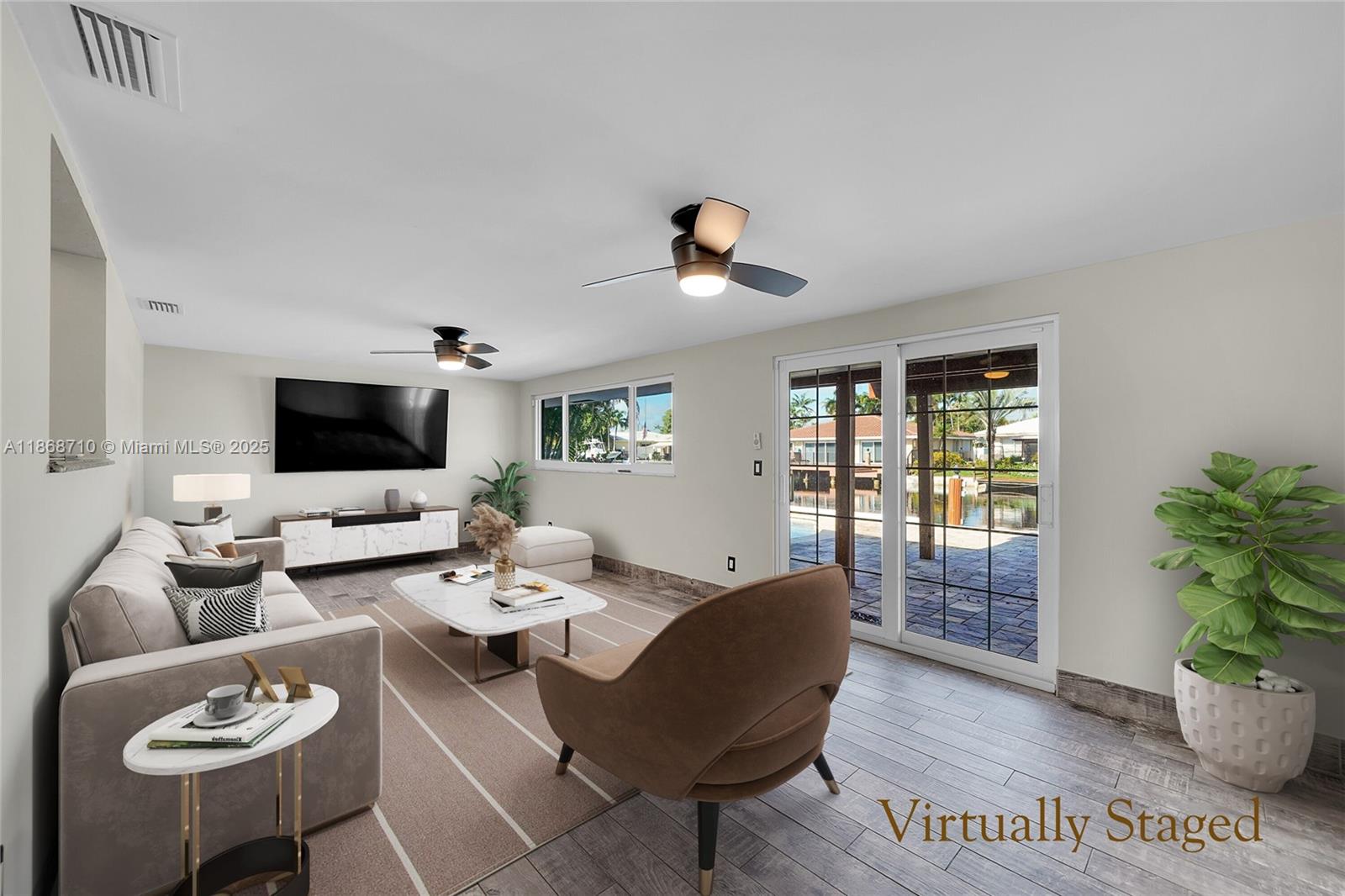 SNUG HARBOR SEC FOUR - Residential