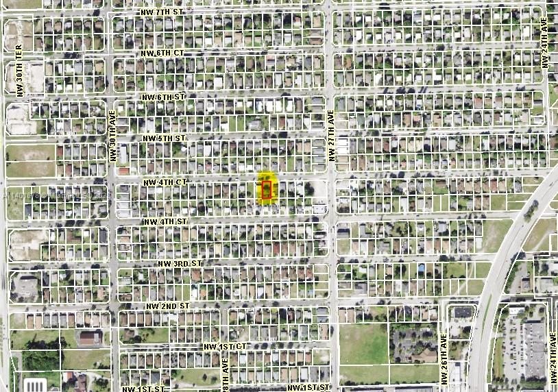 33-48-42 E 50 OF W 300 OF - Land