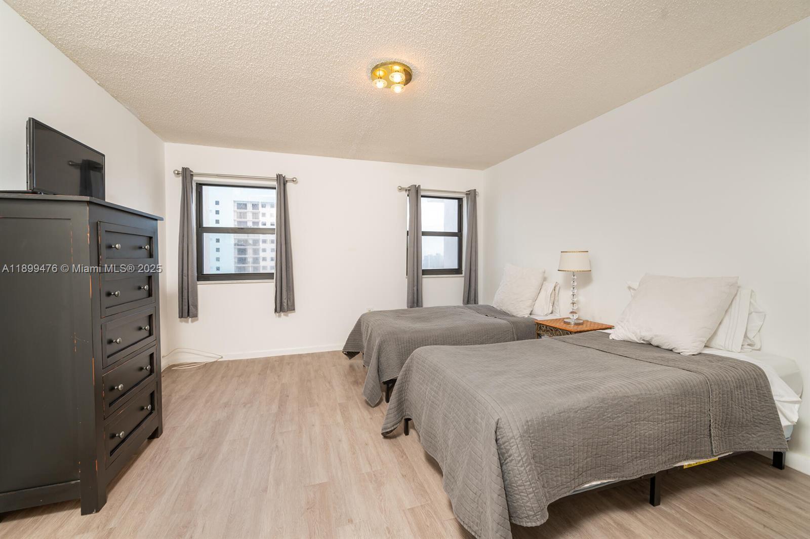 SUMMIT CONDO - Residential Lease