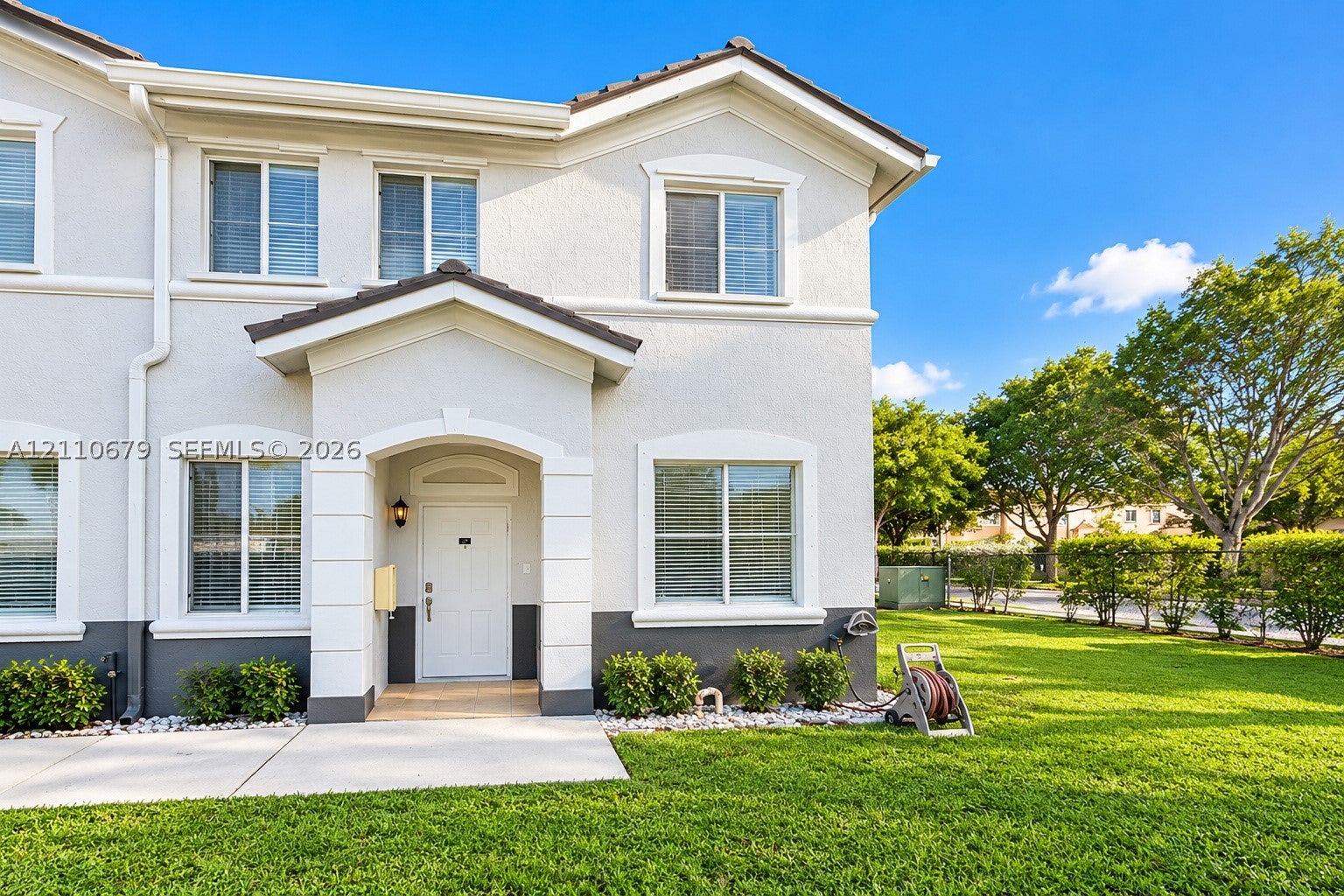 7301 NW 174th Ter