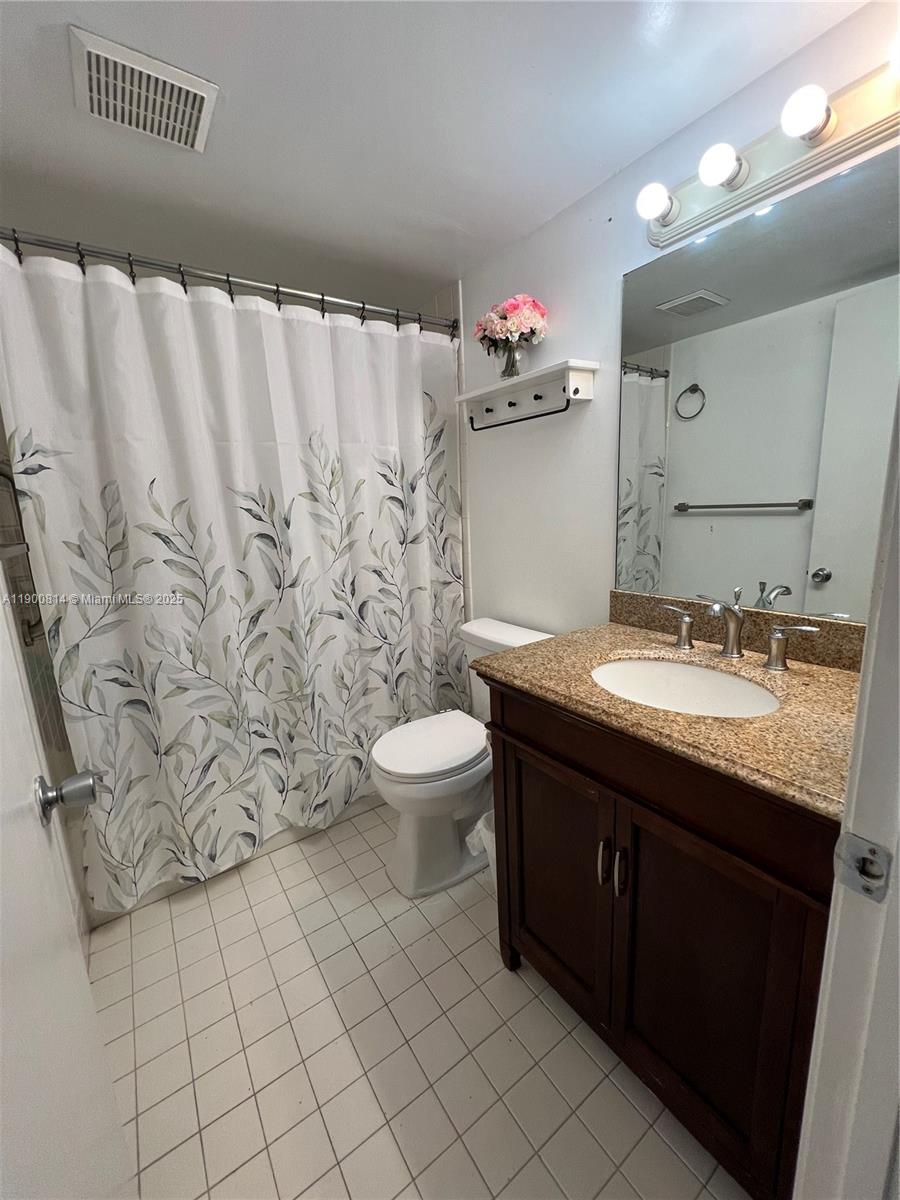 NEW HAMPTON AT CENTURY - Residential Lease