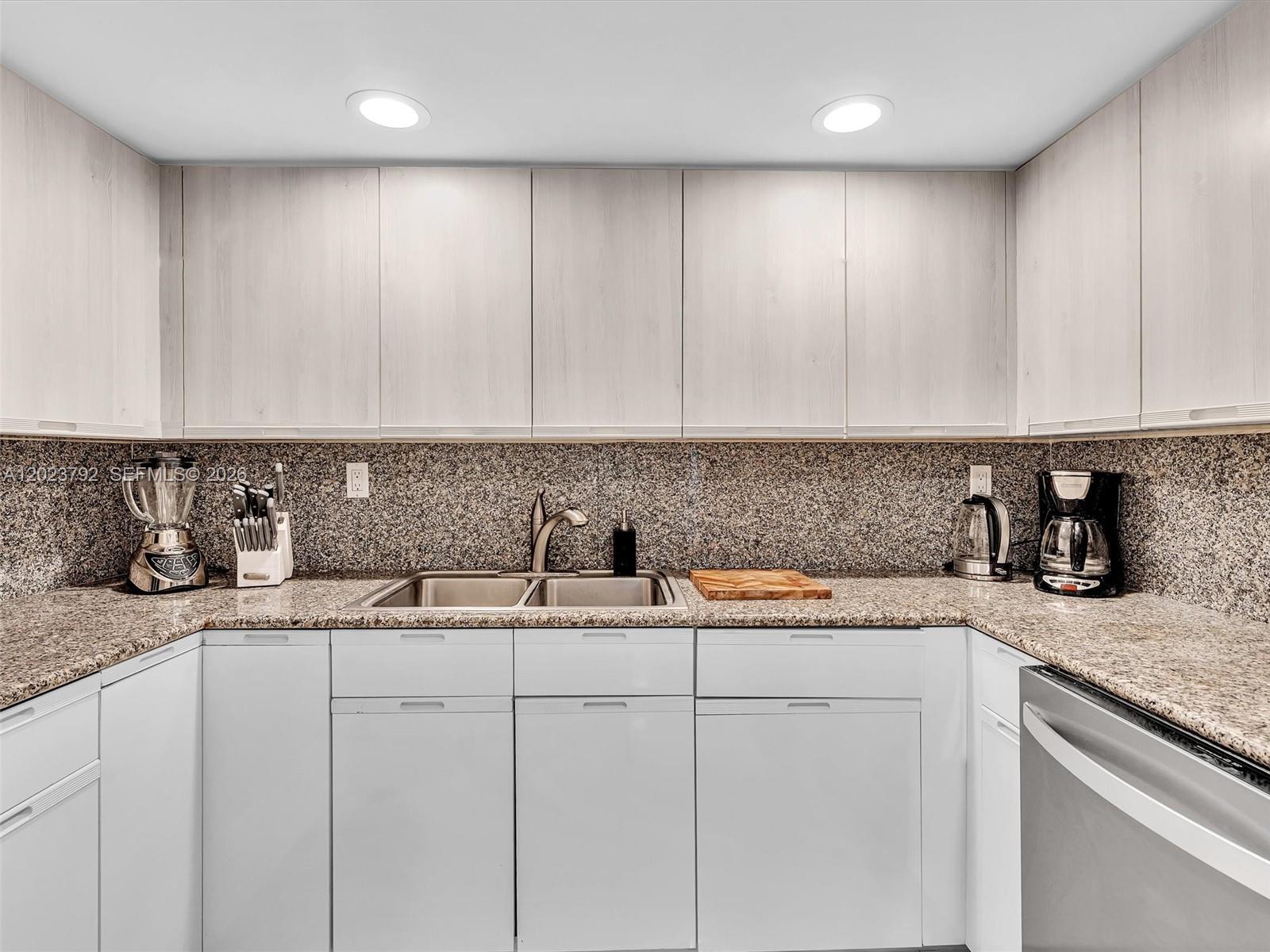 FOUR AMBASSADORS CONDO PH - Residential