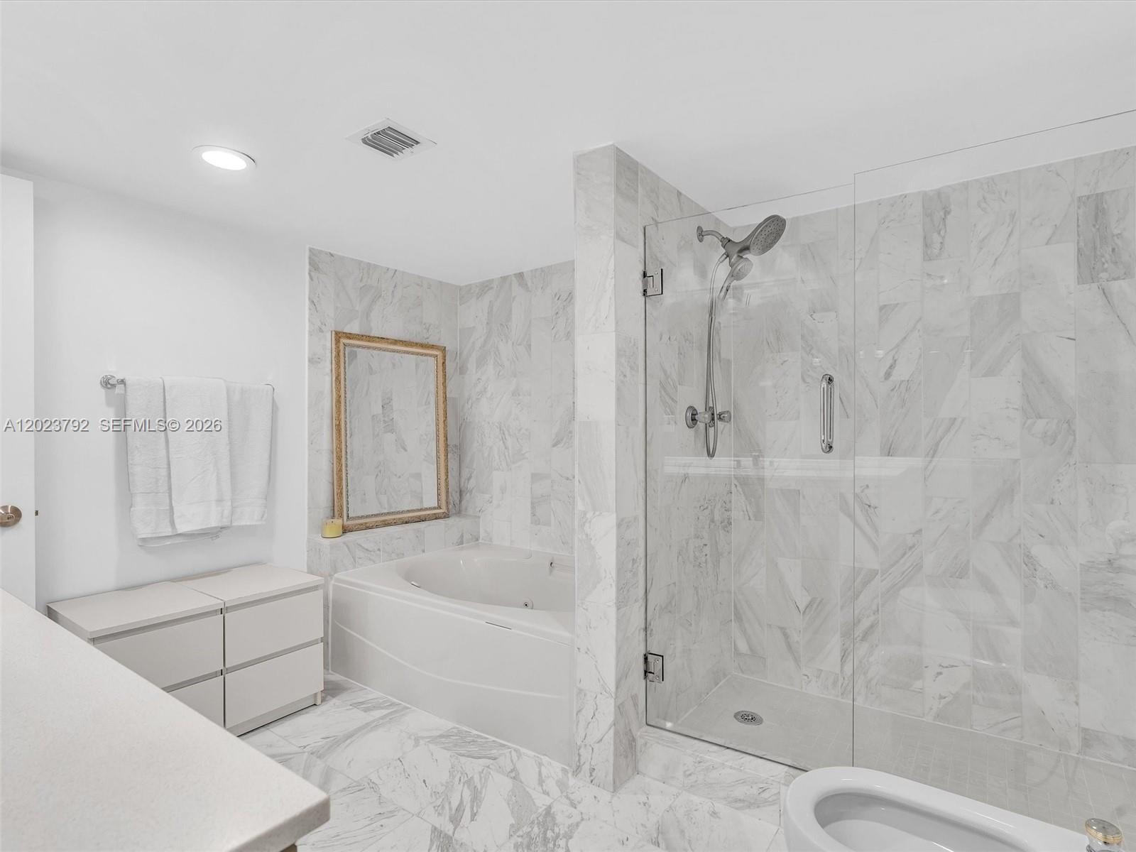 FOUR AMBASSADORS CONDO PH - Residential