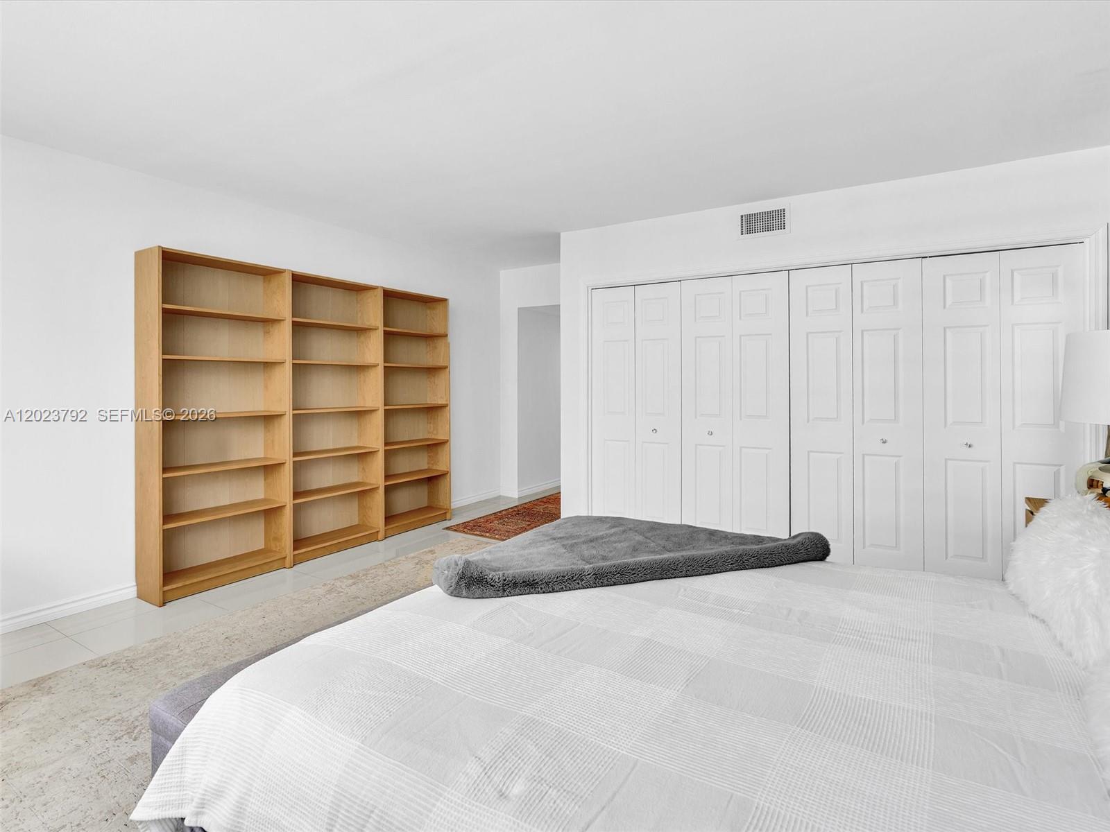 FOUR AMBASSADORS CONDO PH - Residential