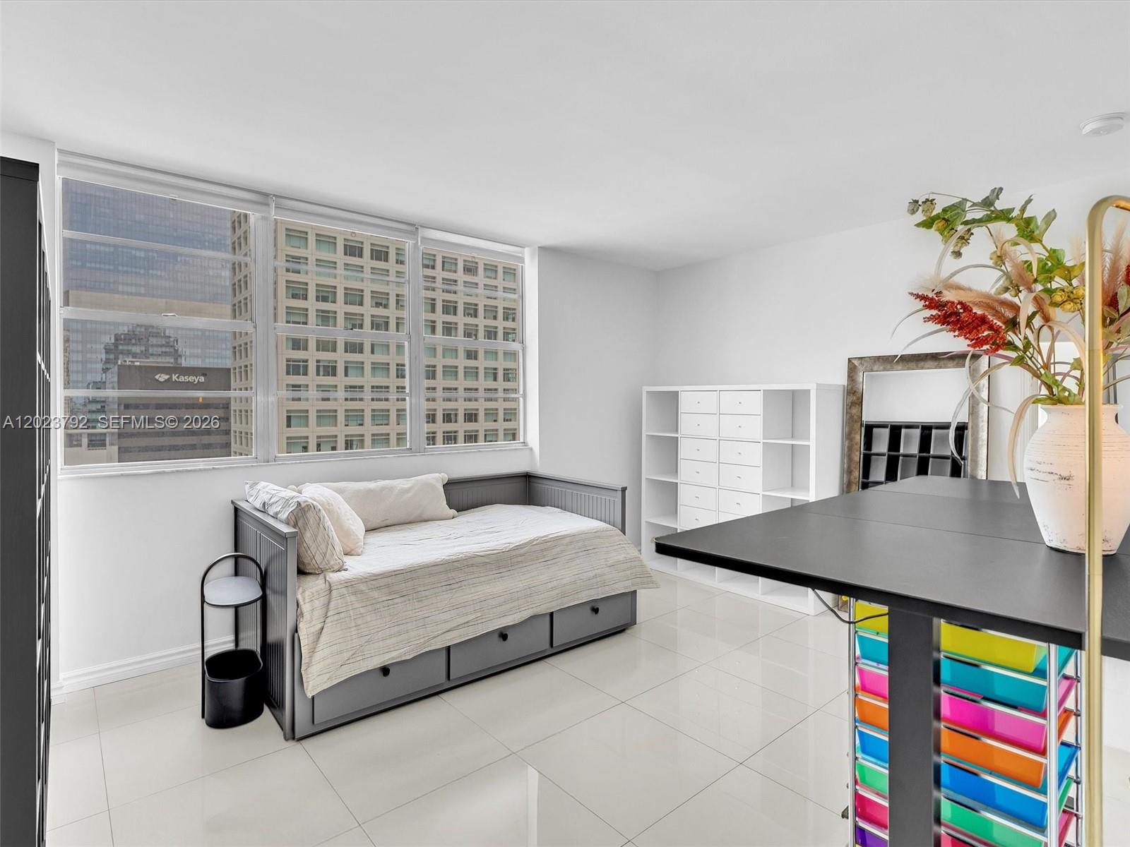 FOUR AMBASSADORS CONDO PH - Residential