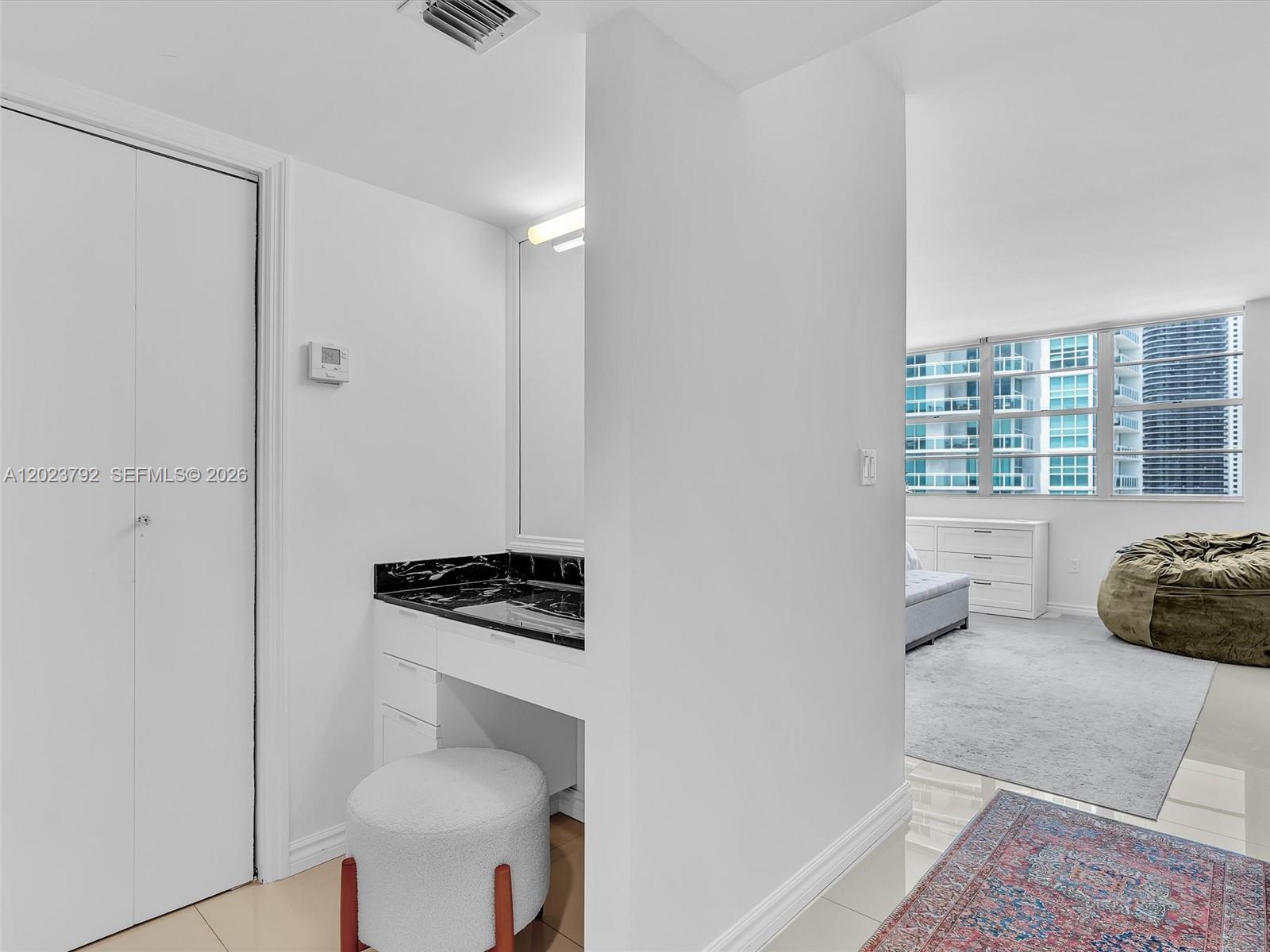 FOUR AMBASSADORS CONDO PH - Residential