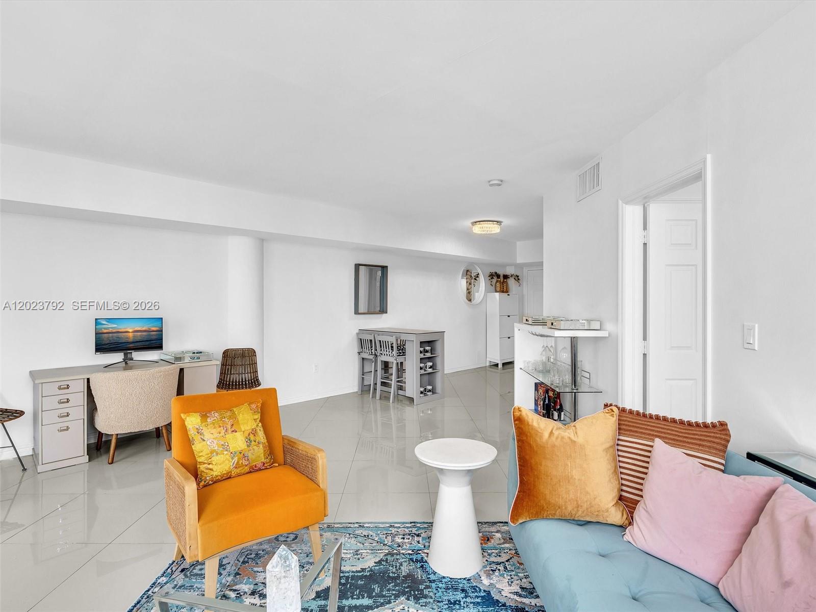 FOUR AMBASSADORS CONDO PH - Residential