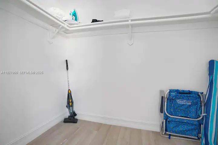 TENALLA OCEAN FARMS - Residential Income