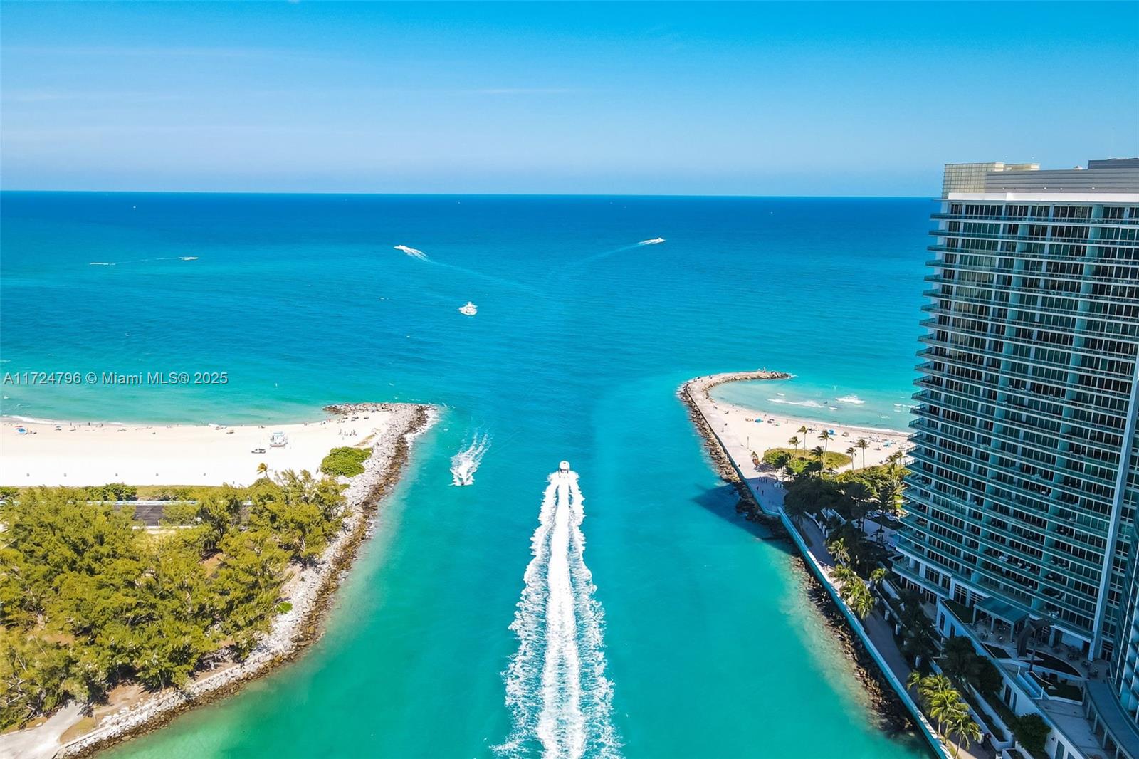 10295 Collins Ave 701
