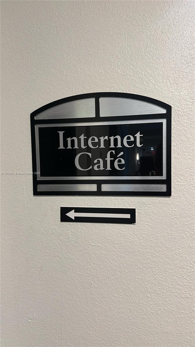 VALENCIA CONDO - Residential Lease