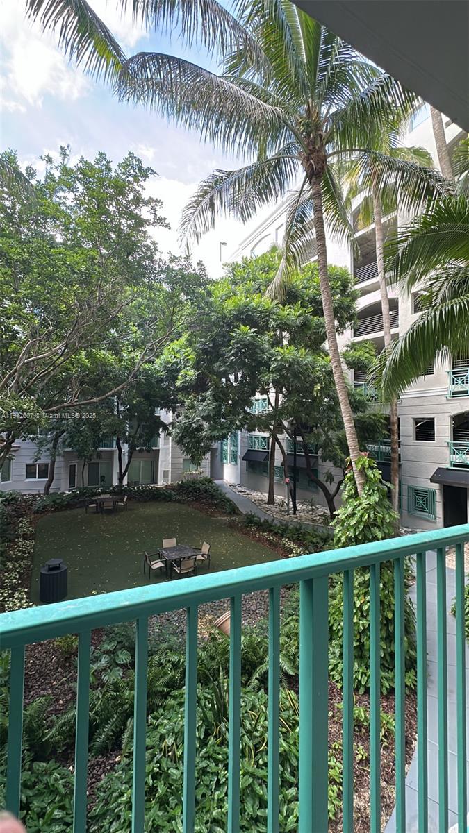 VALENCIA CONDO - Residential Lease