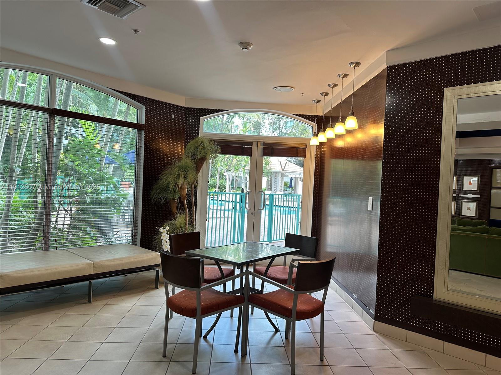 VALENCIA CONDO - Residential Lease