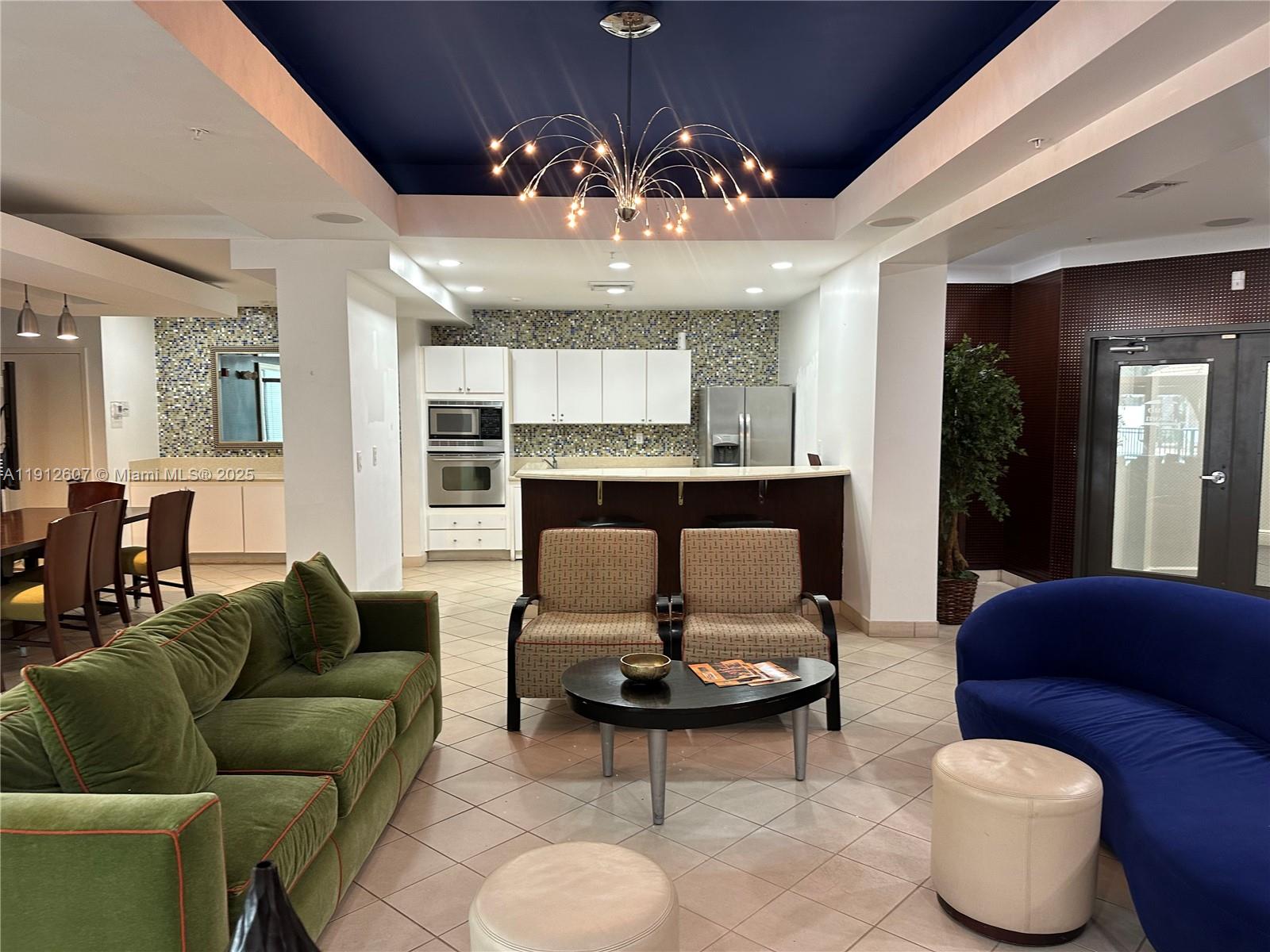 VALENCIA CONDO - Residential Lease