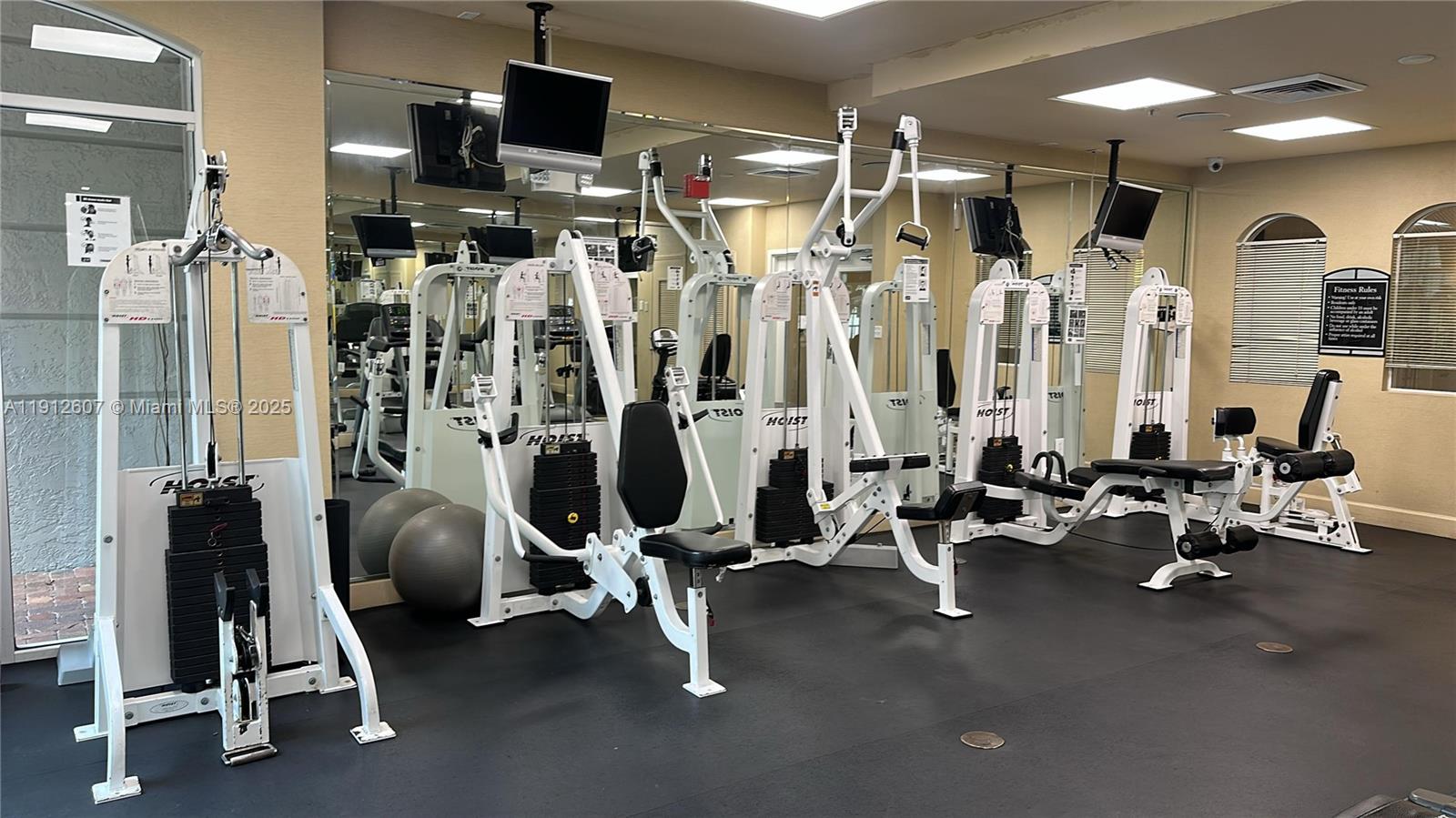 VALENCIA CONDO - Residential Lease