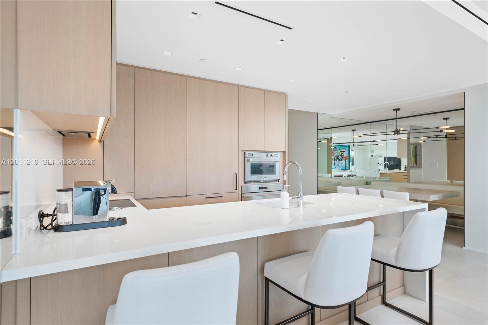SEASIDE CONDO - Residential