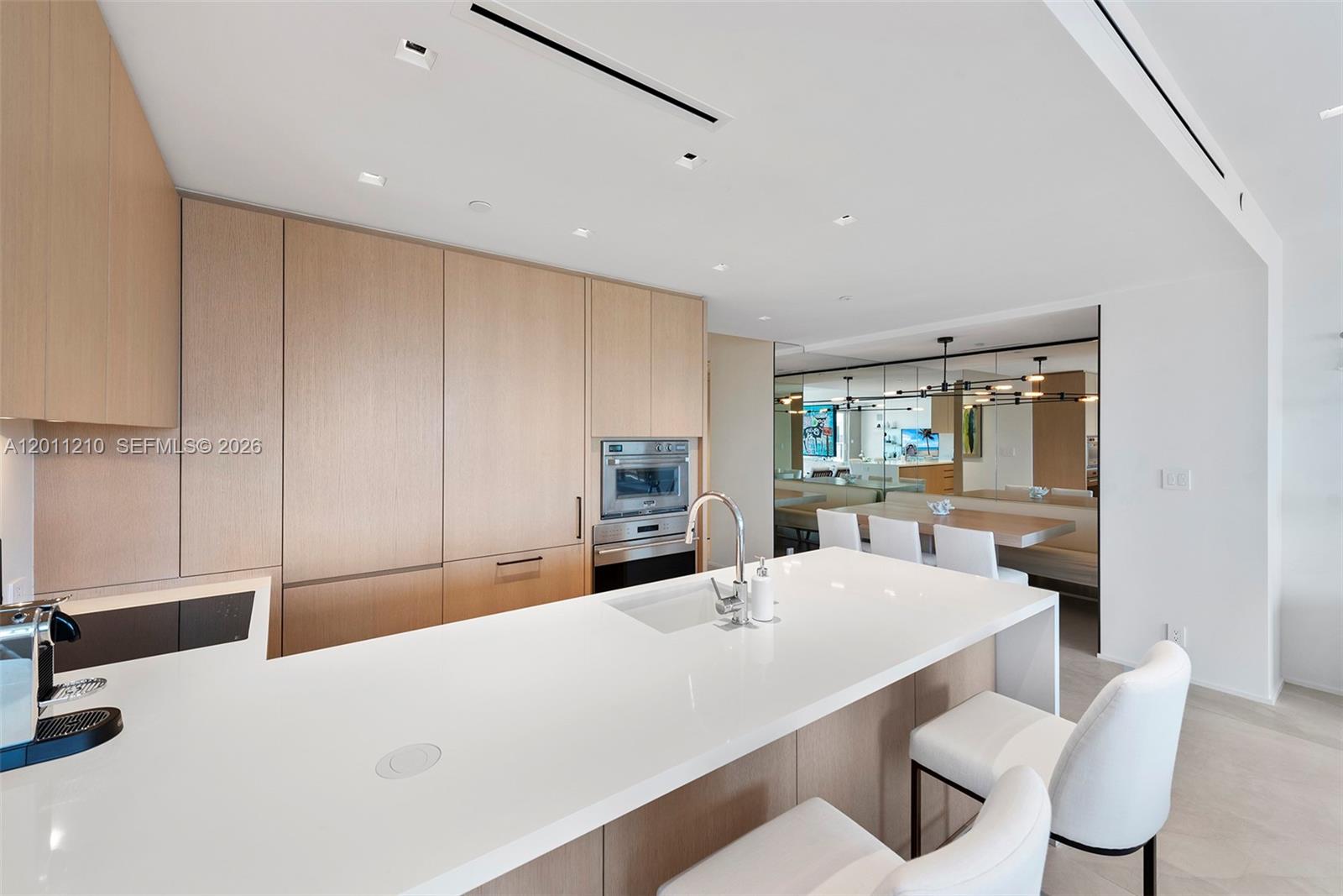 SEASIDE CONDO - Residential