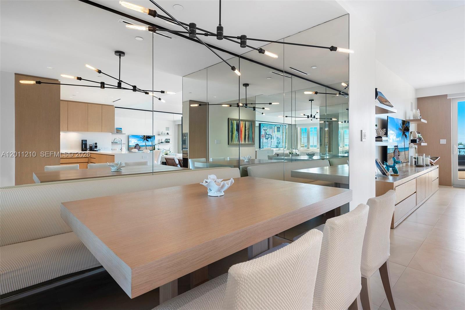 SEASIDE CONDO - Residential