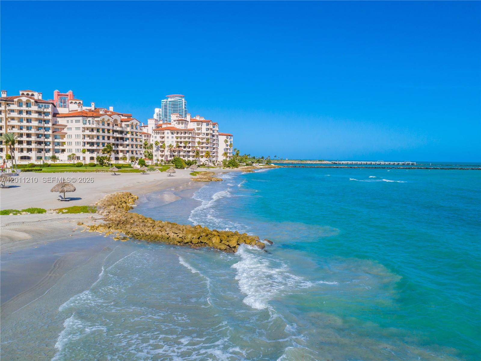 SEASIDE CONDO - Residential