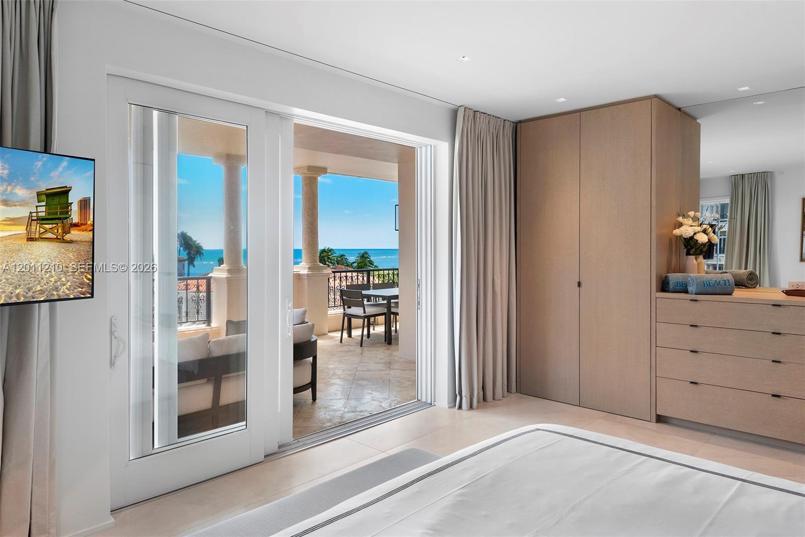 SEASIDE CONDO - Residential