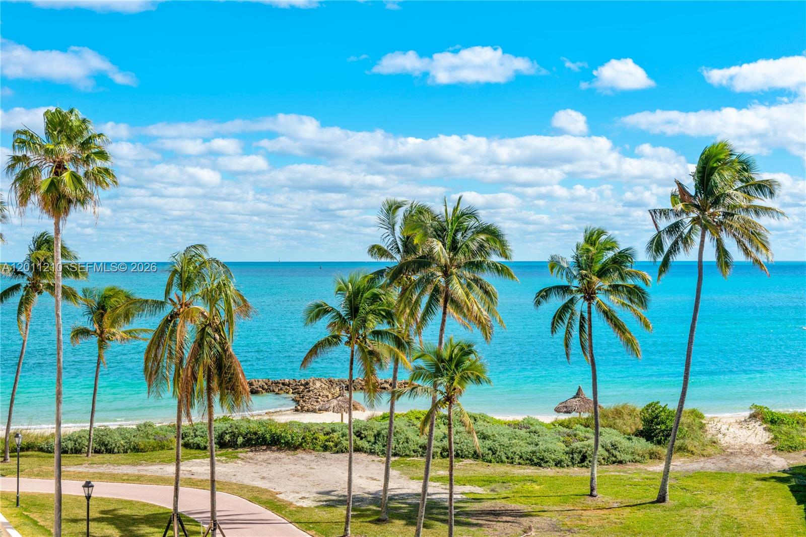SEASIDE CONDO - Residential