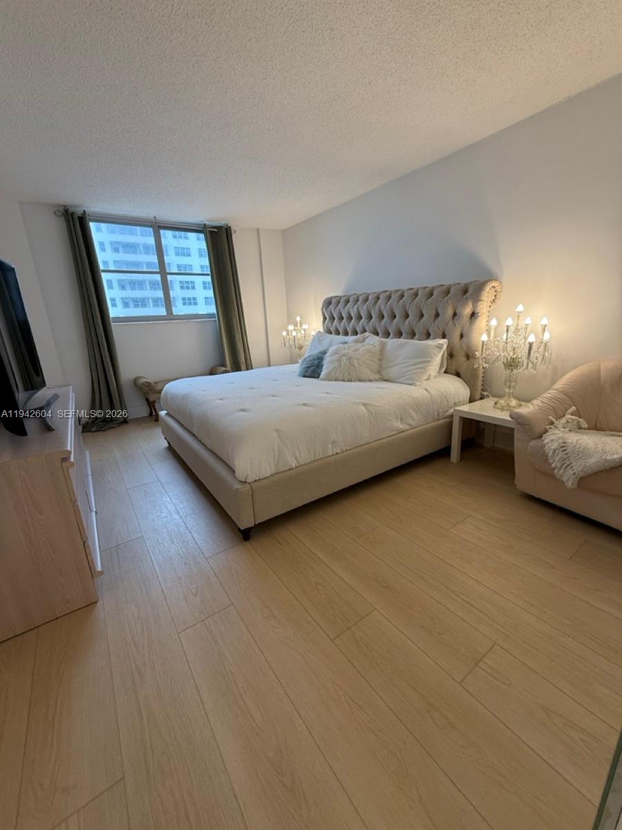 9273 Collins Ave 503