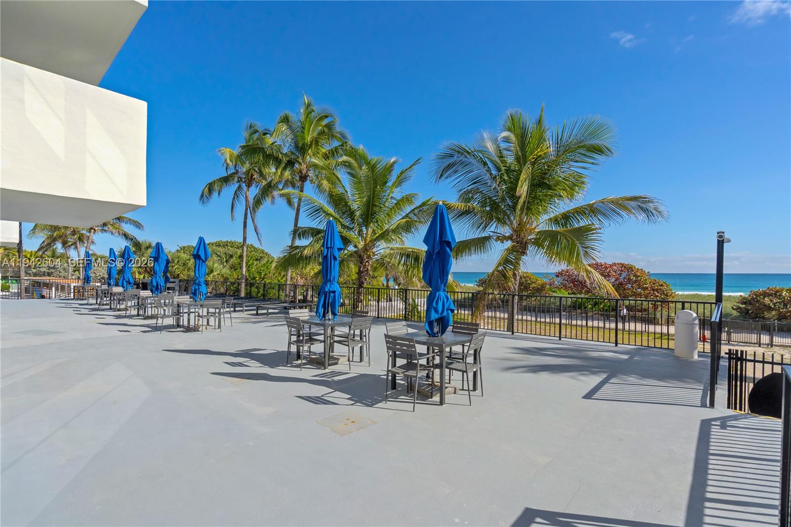 MANATEE CONDO - Residential