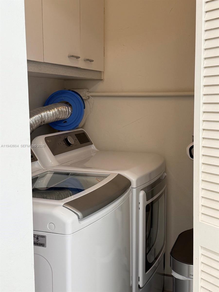 MANATEE CONDO - Residential