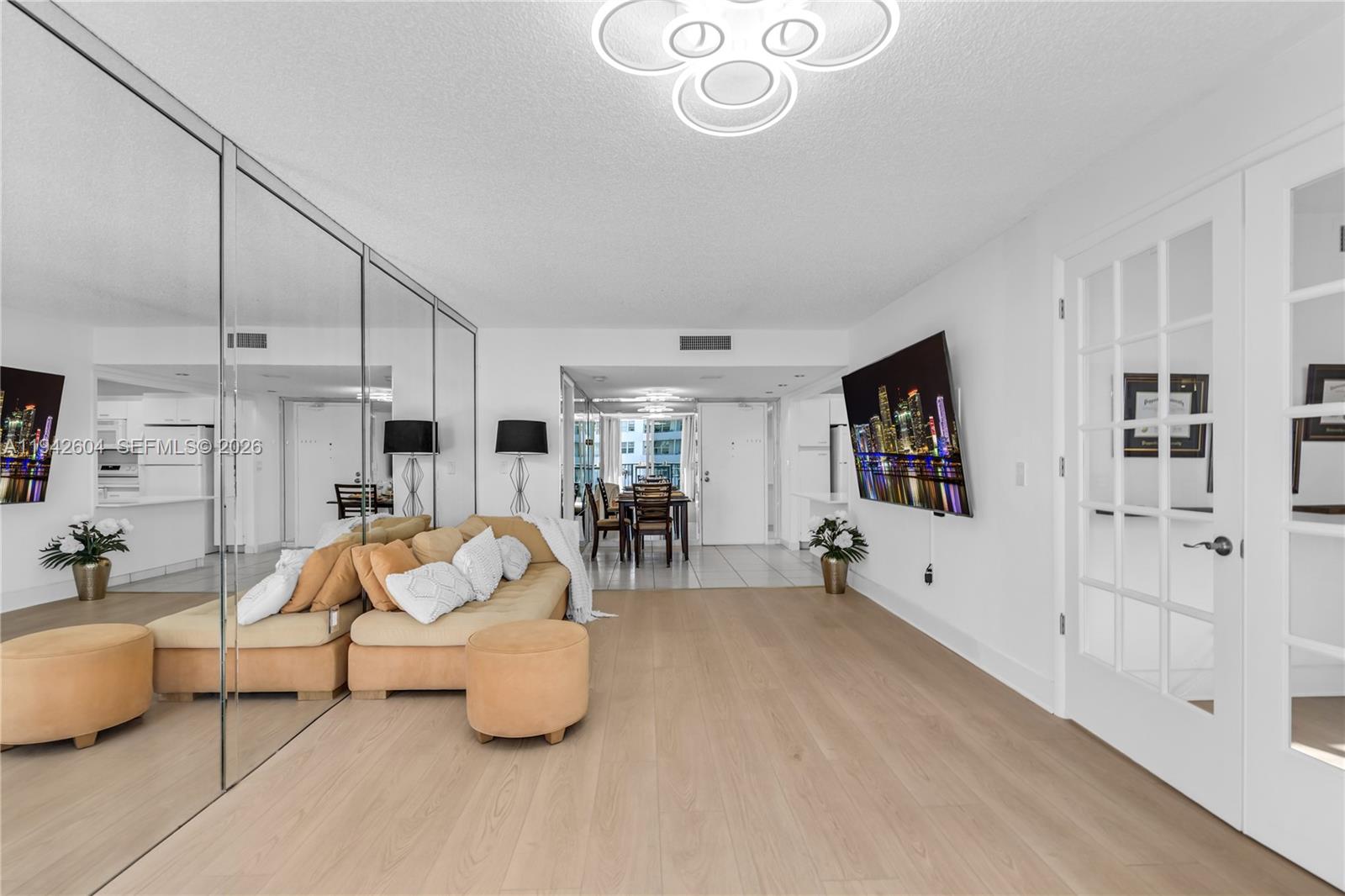 MANATEE CONDO - Residential