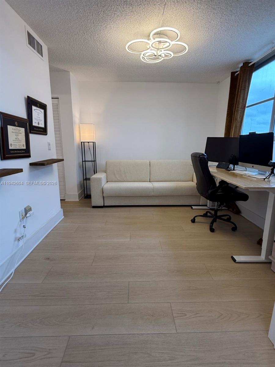 MANATEE CONDO - Residential