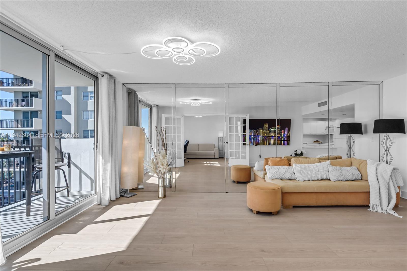 MANATEE CONDO - Residential