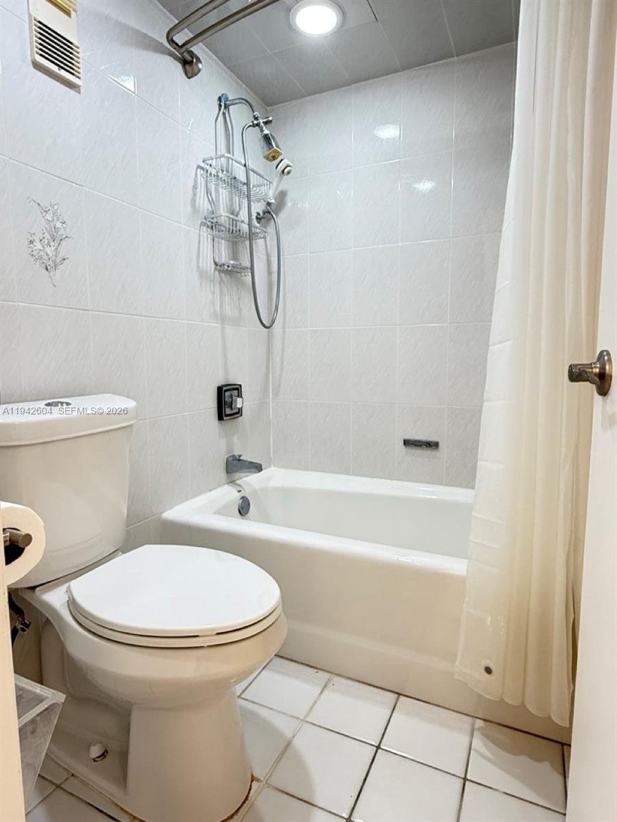 MANATEE CONDO - Residential