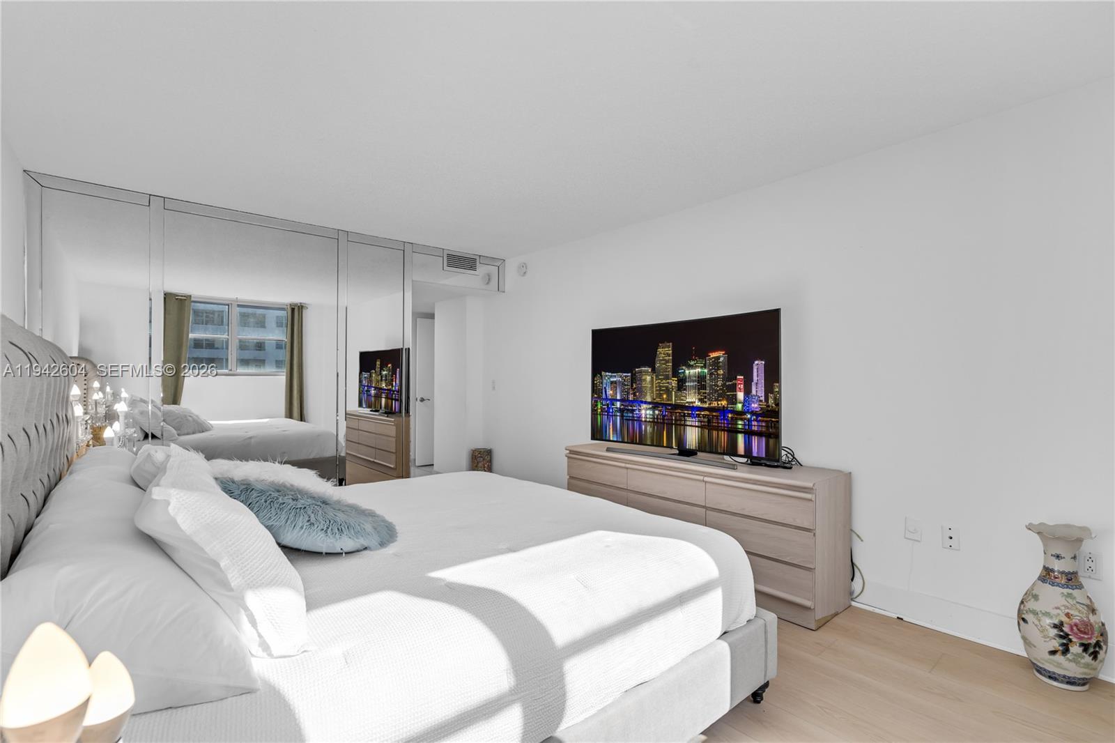 MANATEE CONDO - Residential