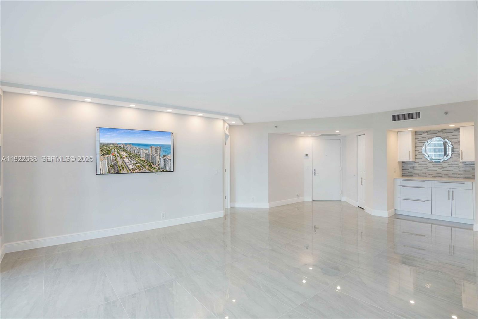 MYSTIC POINTE TOWER 400 C - Residential Lease