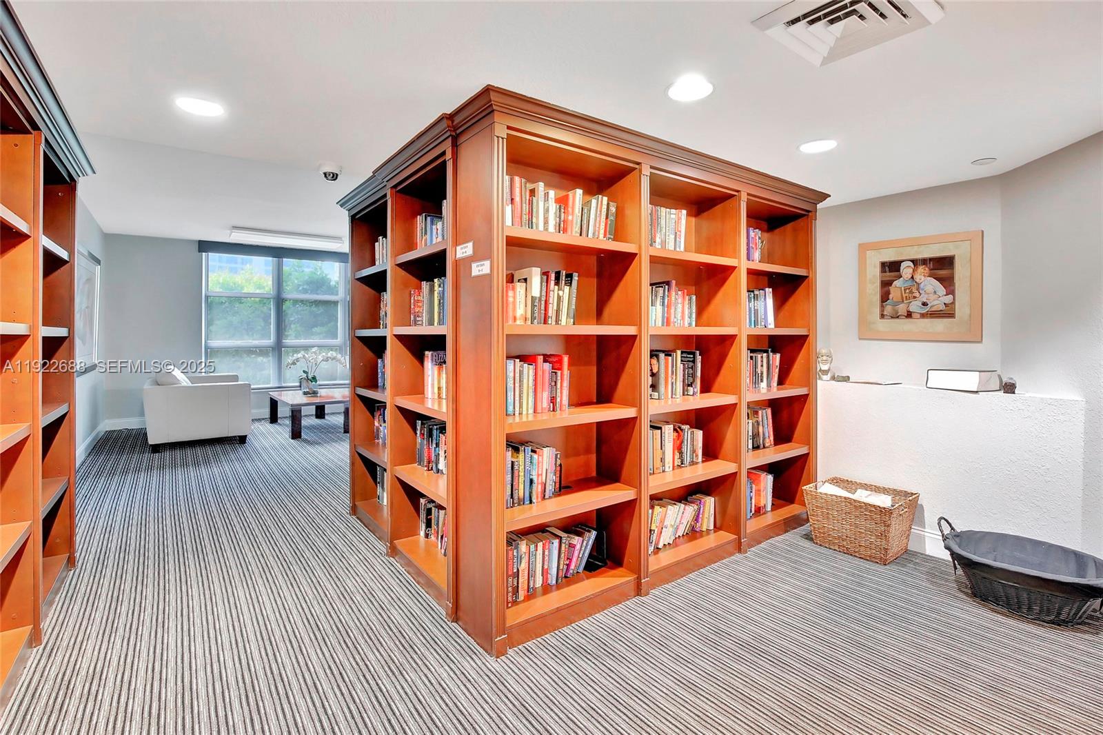 MYSTIC POINTE TOWER 400 C - Residential Lease