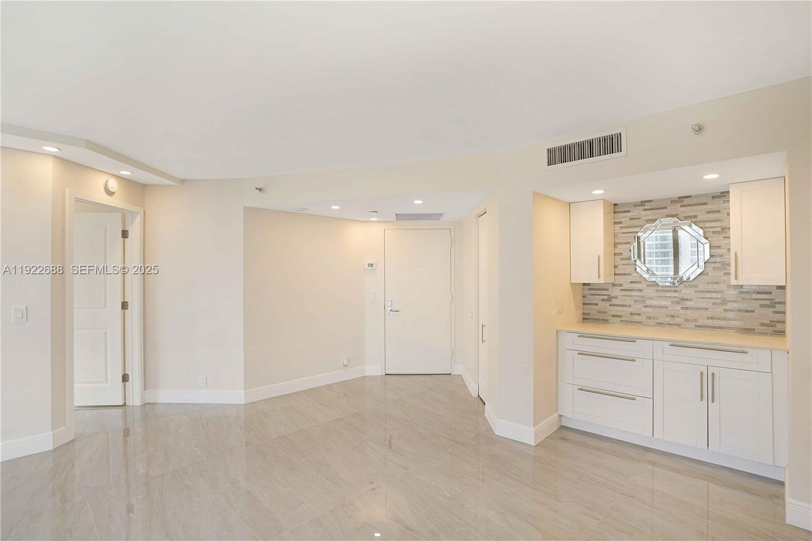 MYSTIC POINTE TOWER 400 C - Residential Lease