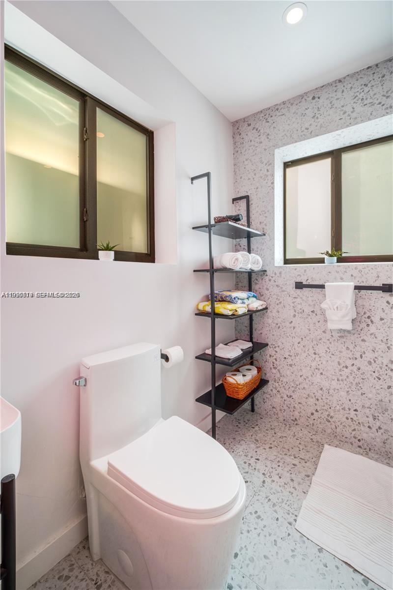 TRAILER CITY - Residential Lease