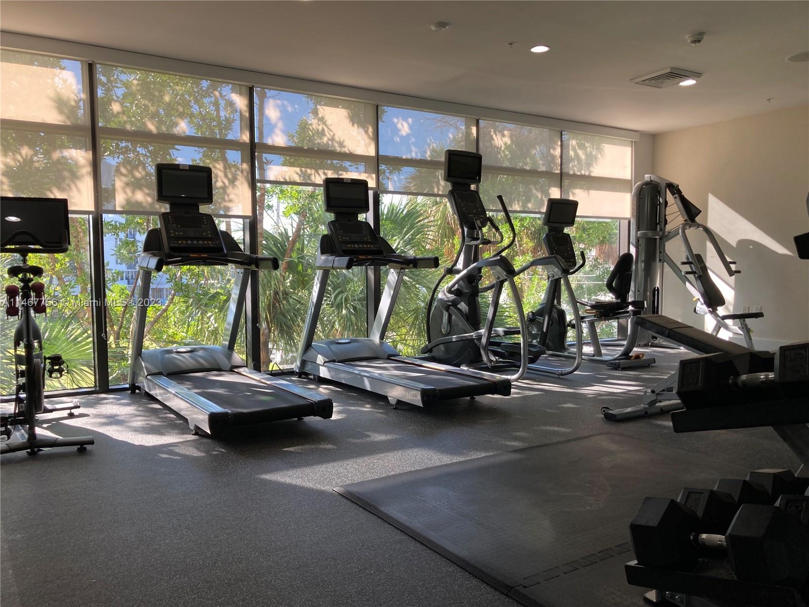 SERENO RESIDENCES CONDO - Residential