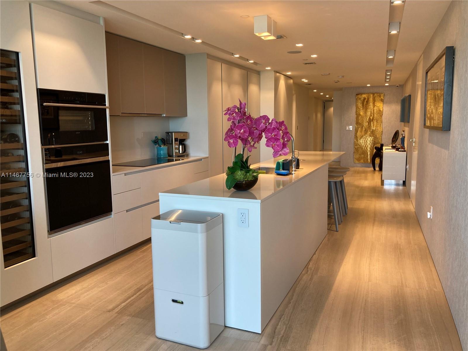 SERENO RESIDENCES CONDO - Residential