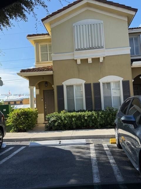 8960 W Flagler St 1 Miami FL 33174