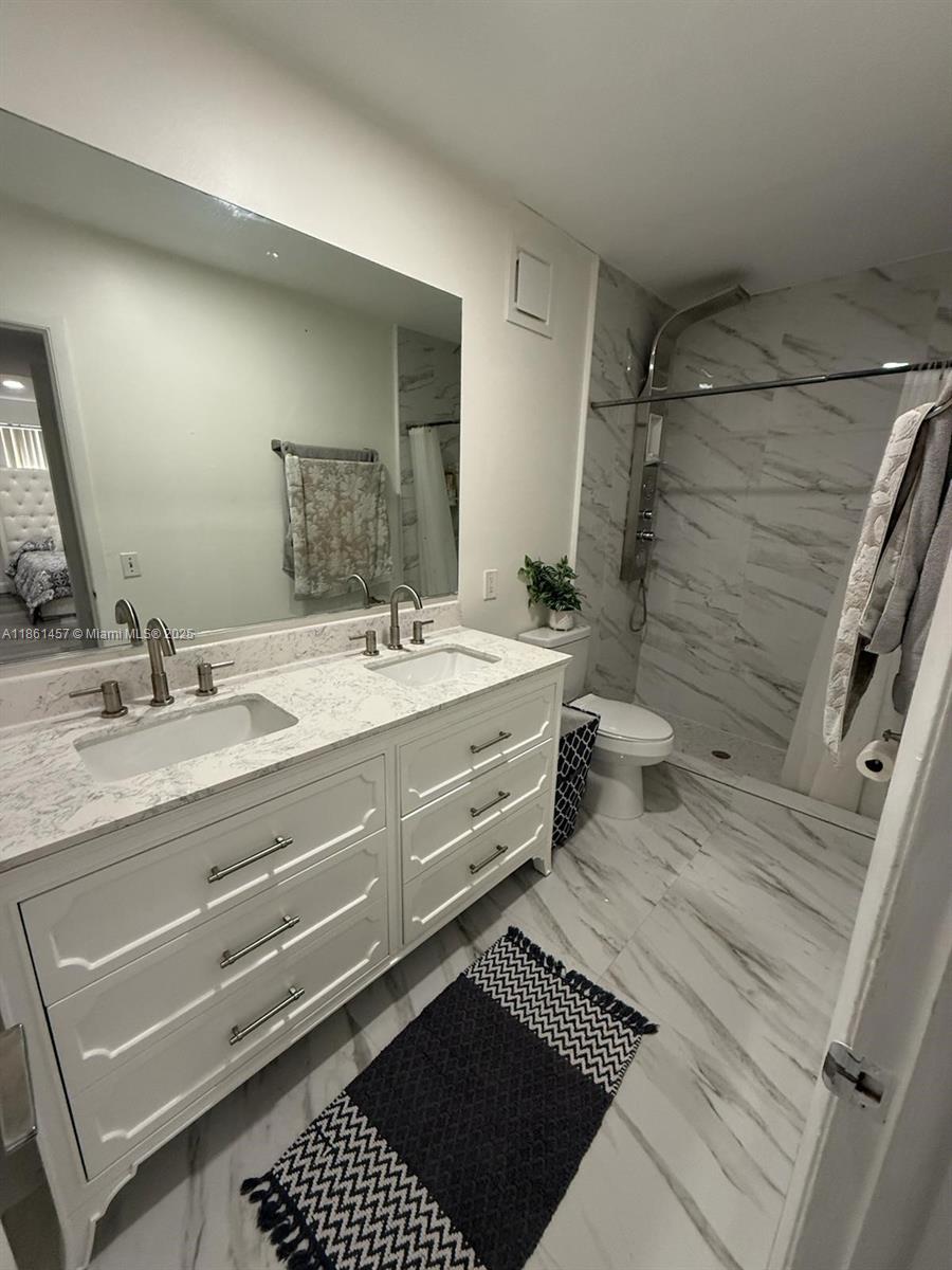 THE MEADOWS LAKE NORTH CO - Residential