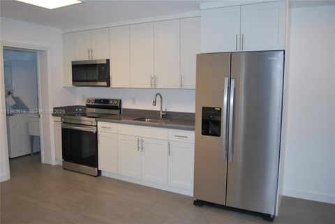 3641 NE 1st Ter Oakland Park FL 33334