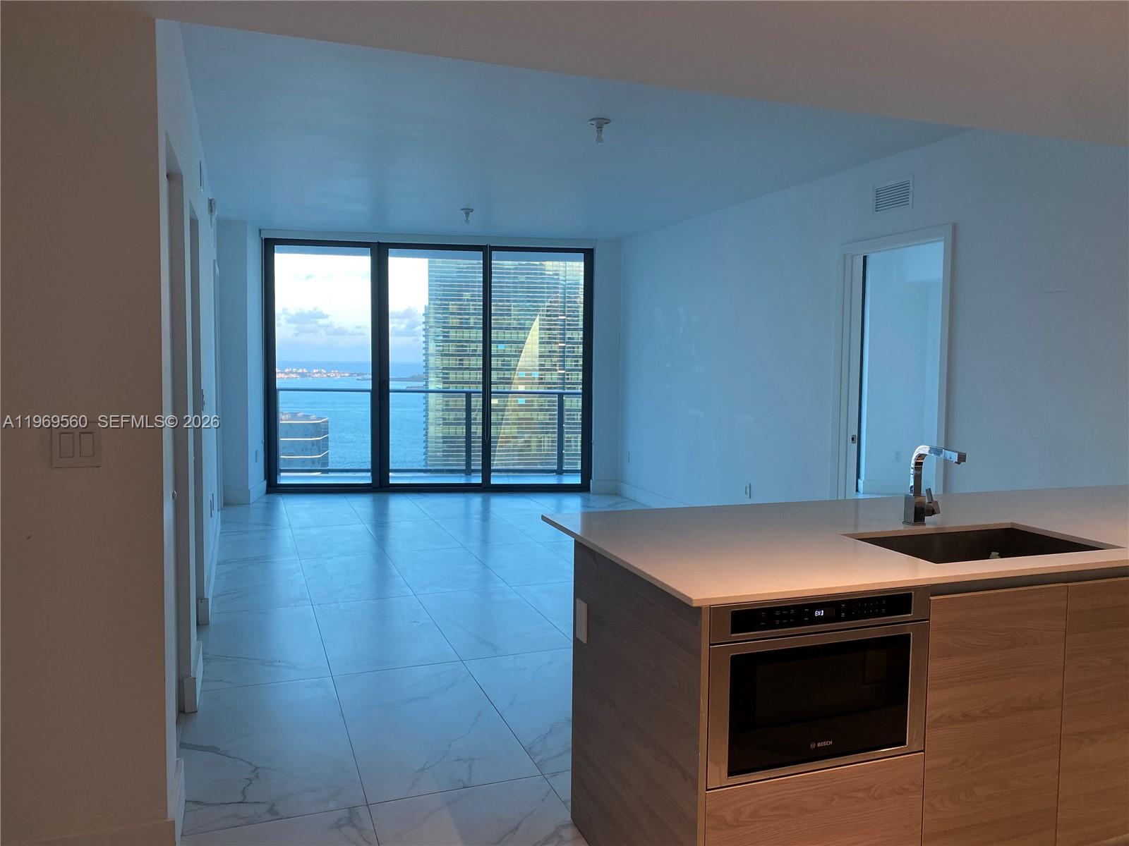 SLS BRICKELL - Residential Lease