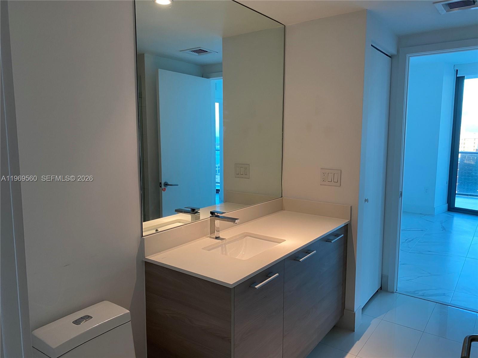 SLS BRICKELL - Residential Lease